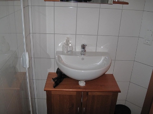 Badezimmer mit Dusche und Kopfbrause